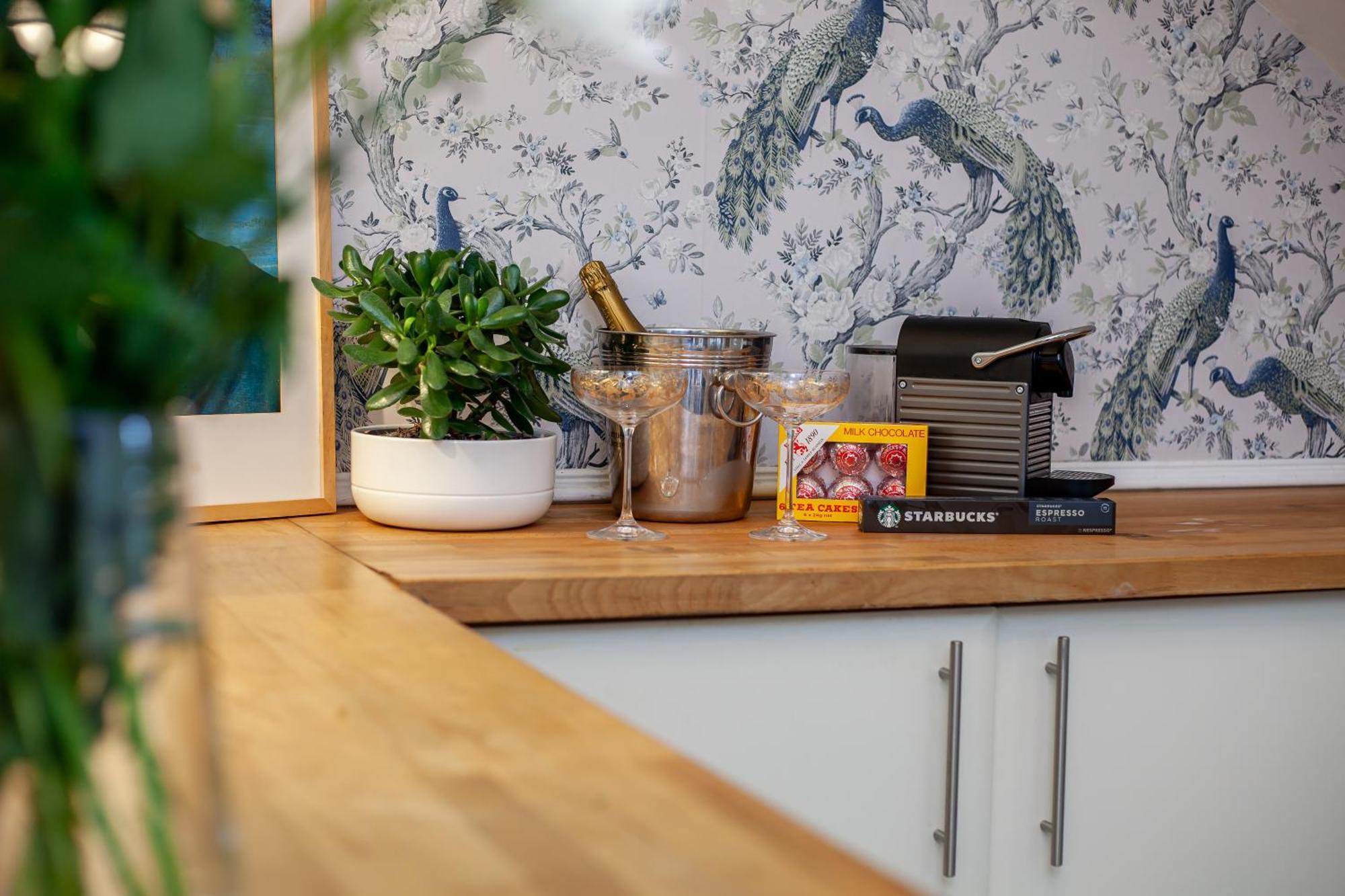 Stylish Victorian Apartment'S Close To The Botanical Gardens, Free Parking! EDI Eksteriør bilde